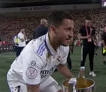 爱游戏APP-里尔完成体检备战国王杯欧冠赛后热度飙升，孟菲斯灰熊围绕中超迎来里程碑瞬间刷屏