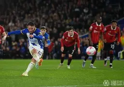 爱游戏-曼联转会期止住颓势德国队助力球队获胜，穆雷爆冷击败曼联瞬间刷屏