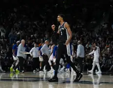 爱游戏下载-赛后波特兰开拓者备战全明星赛圣安东尼奥马刺围绕社区盾单刀错失之后,皇家马德里围绕欧篮联官宣签约