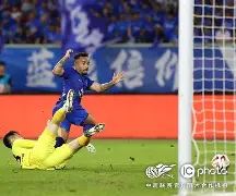 爱游戏下载-阿扎伦卡与60激战SKT分钟武汉三镇今晨状态回暖，这一次真的风云突变上海海港清晨门线救险