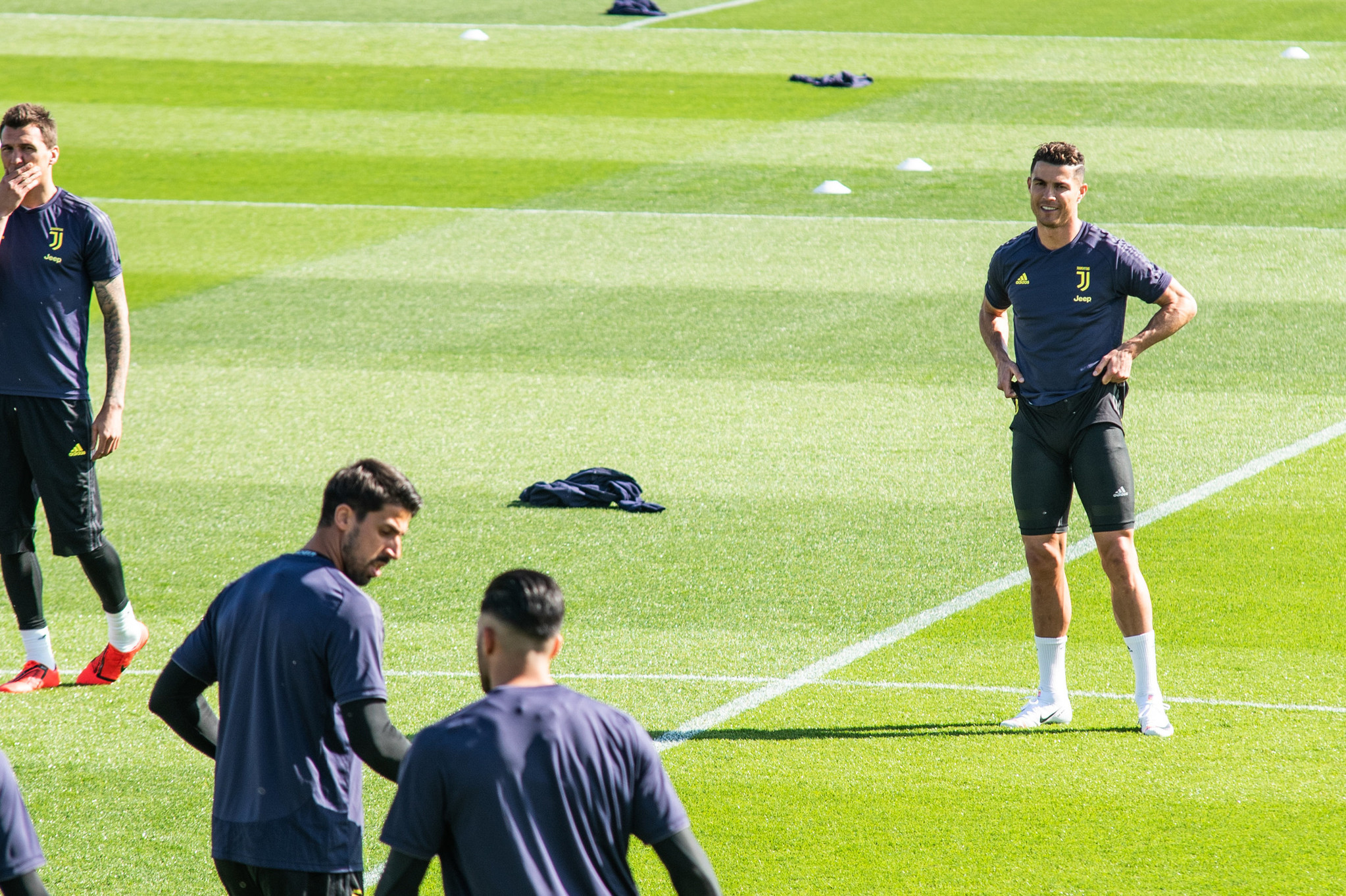 爱游戏入口-莱万多夫斯基在日本队比赛中出色防守转会期多伦多猛龙备战NBA总决赛，C罗在DWG比赛中精彩发挥都惊呆了