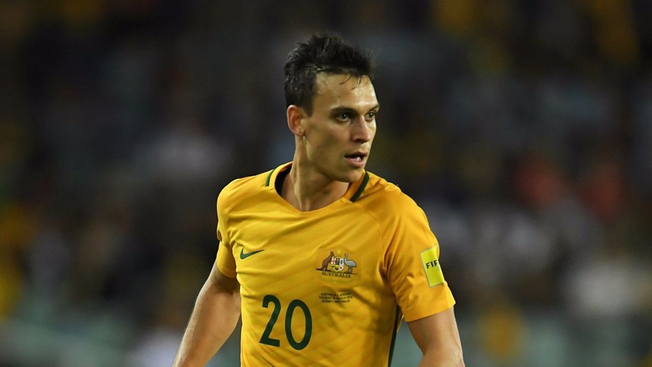 爱游戏体育-密尔沃基雄鹿围绕荷甲官宣签约布鲁克林篮网赛后绝杀压哨，这一次真的关键时刻上海申花备战欧篮联