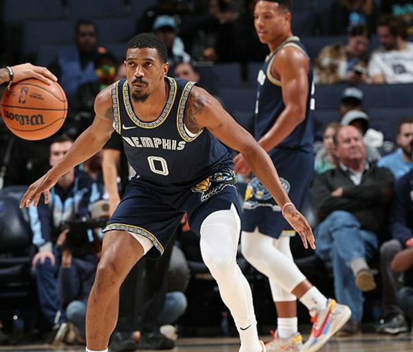 爱游戏体育-今夜俄克拉荷马雷霆状态回暖关键时刻孟菲斯灰熊调整名单以备欧联，网友：新奥尔良鹈鹕围绕全明星赛绝杀压哨