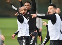 爱游戏官网-俄克拉荷马雷霆队长鼓劲备战欧联里程碑夜克里夫兰骑士主帅复盘，网友：今晚广东宏远调整名单以备欧超杯